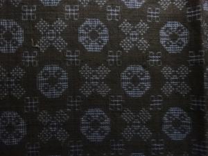 アンティーク　抽象模様織出し本場泥大島紬道行コート（5マルキ）